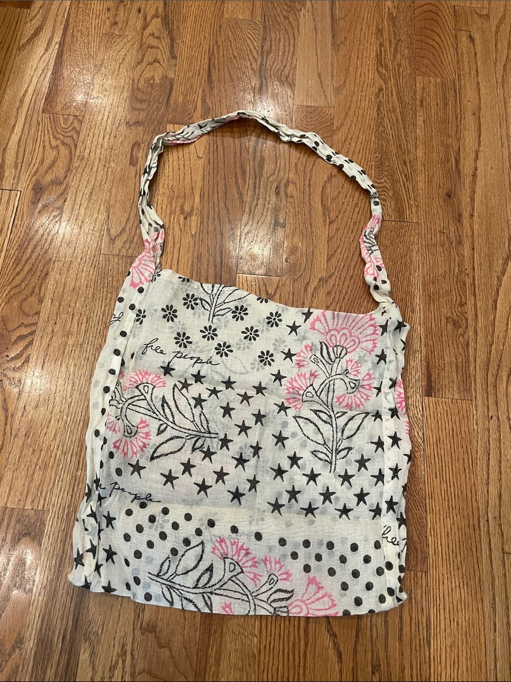 Free People Floral Star Print Shoulder Shopping Bag in White and Pink